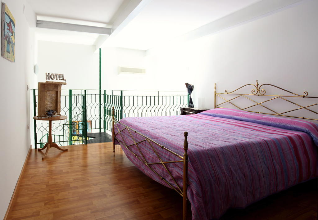 Dormidame Bed & Breakfast Napoli Phòng bức ảnh