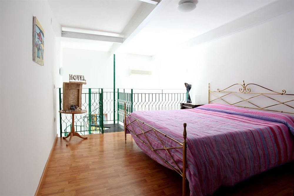 Dormidame Bed & Breakfast Napoli Ngoại thất bức ảnh
